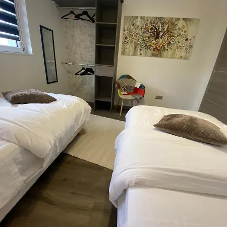 Les Gîtes côté Blind tout confort proche Colmar Bischwihr Exterior foto